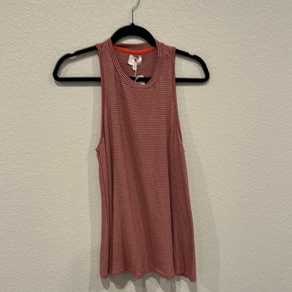 Sundry  Sleeveless Muscle Tee